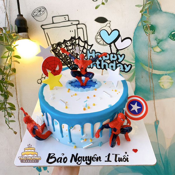 Bánh kem 3D siêu nhân người nhện tặng bé 2 tuổi 597